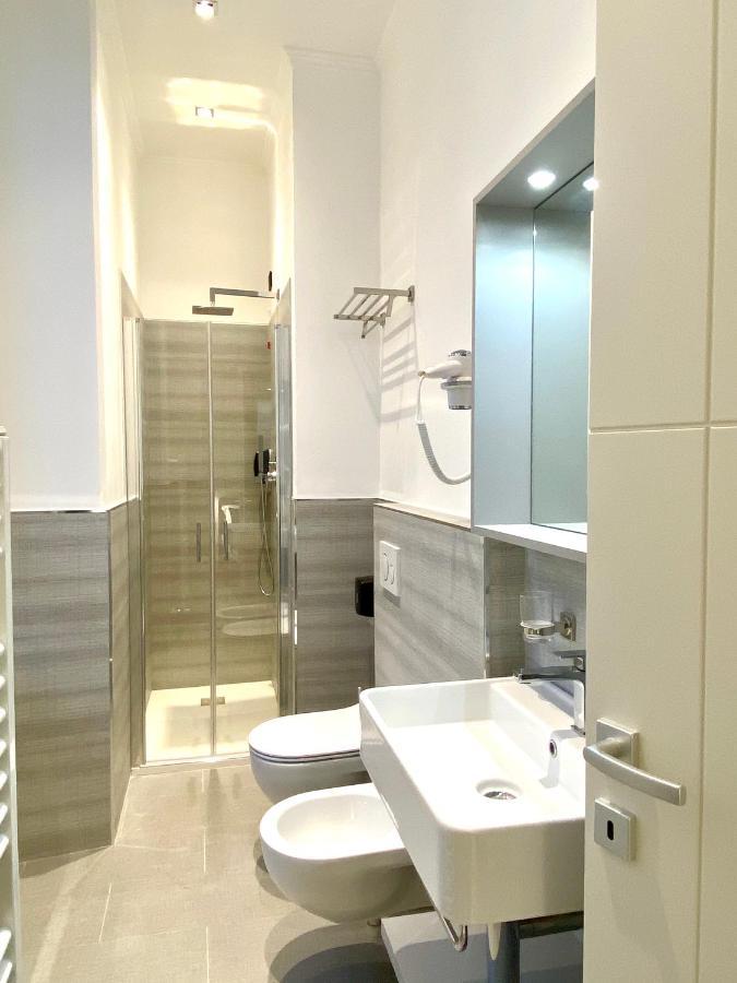 The One - Sun 'N Sea Rooms Специя Екстериор снимка